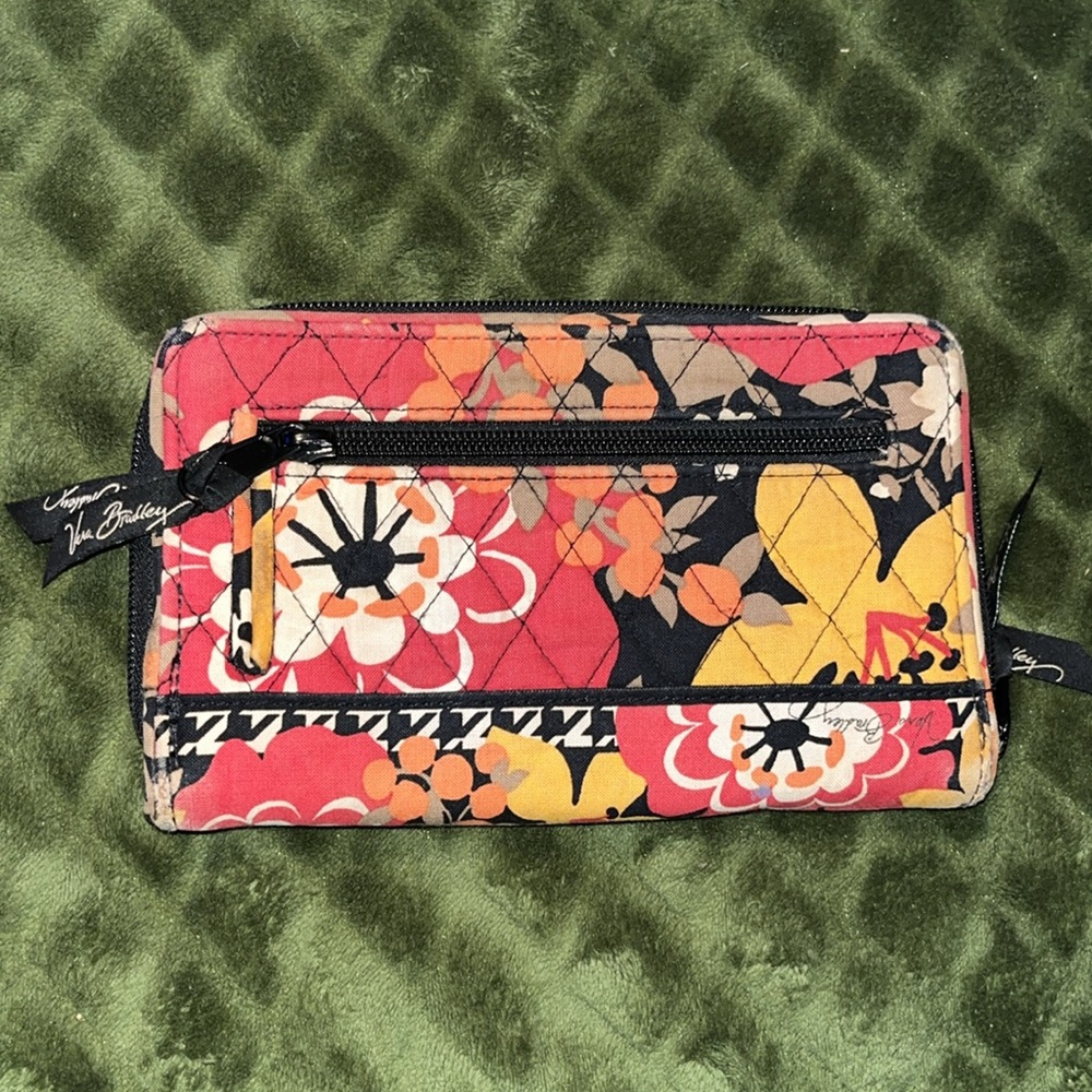 Vera Bradley wallet - Picture 4 of 6